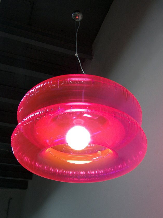 rozowa-lampa