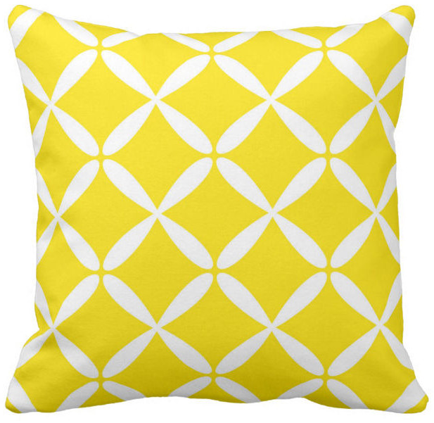 żółta-poduszka-boho-geometryczny-wzór