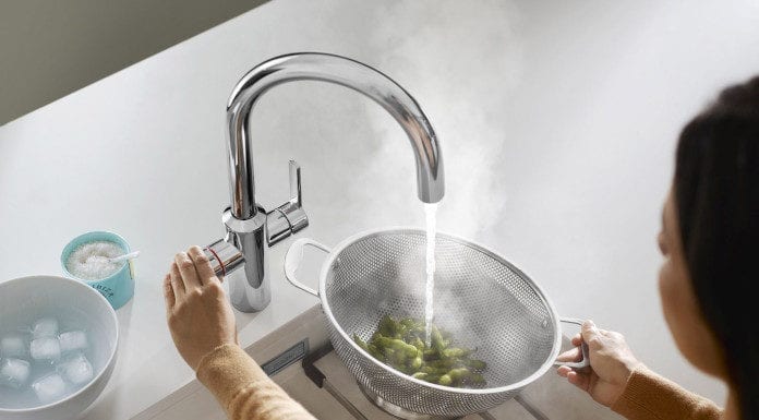 Jak dbać o środowisko? Ekologiczna kuchnia w twoim domu Jak dbąc o środowisko bateria która oszczędza wodę ekologiczna kuchnia