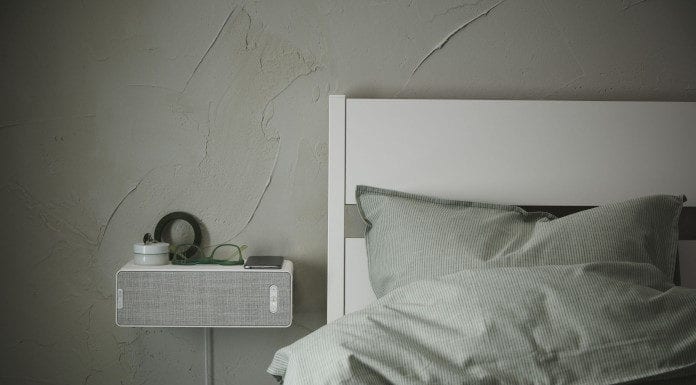 SYMFONISK – z muzyką żyje się lepiej! IKEA SYMFONISK głośnik półka pościel łóżko sonos