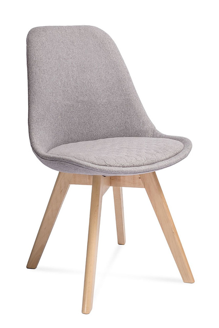 Kolor sezonu taupe krzesła plecione inspiracje dywany beton