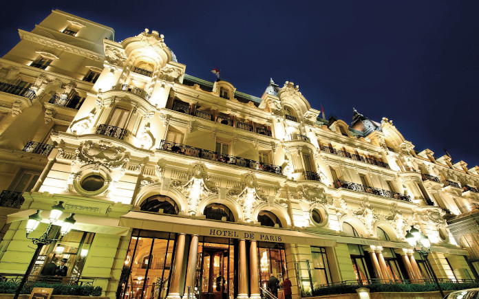 hotel de paris monte carlo monako inspiracje architektura renowacja klasyczne wnętrza