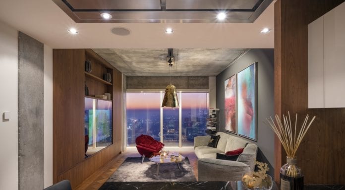 Luksusowe apartamenty w sercu Warszawy wnętrze-luksowe-apartamenty-na-złota-44-inspiracje-salon-drewno-marmur-beton