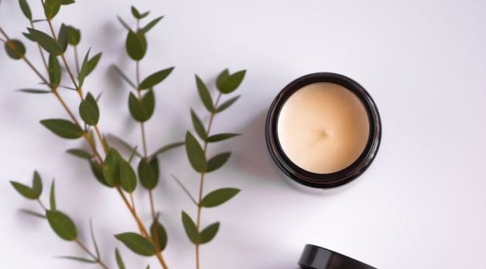 Dzień Zakochanych w dobrym stylu – wybieramy prezenty! świeczki-sojoke-inspiracje-na-dzień-zakochanych