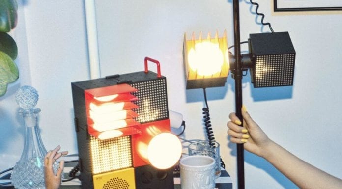 FREKVENS – akcesoria na dobrą domówkę od IKEA! Ikea-FREKVENS-inspiracje-zestaw-dla-domówki-głośnik-lampa-światła-impreza-wow