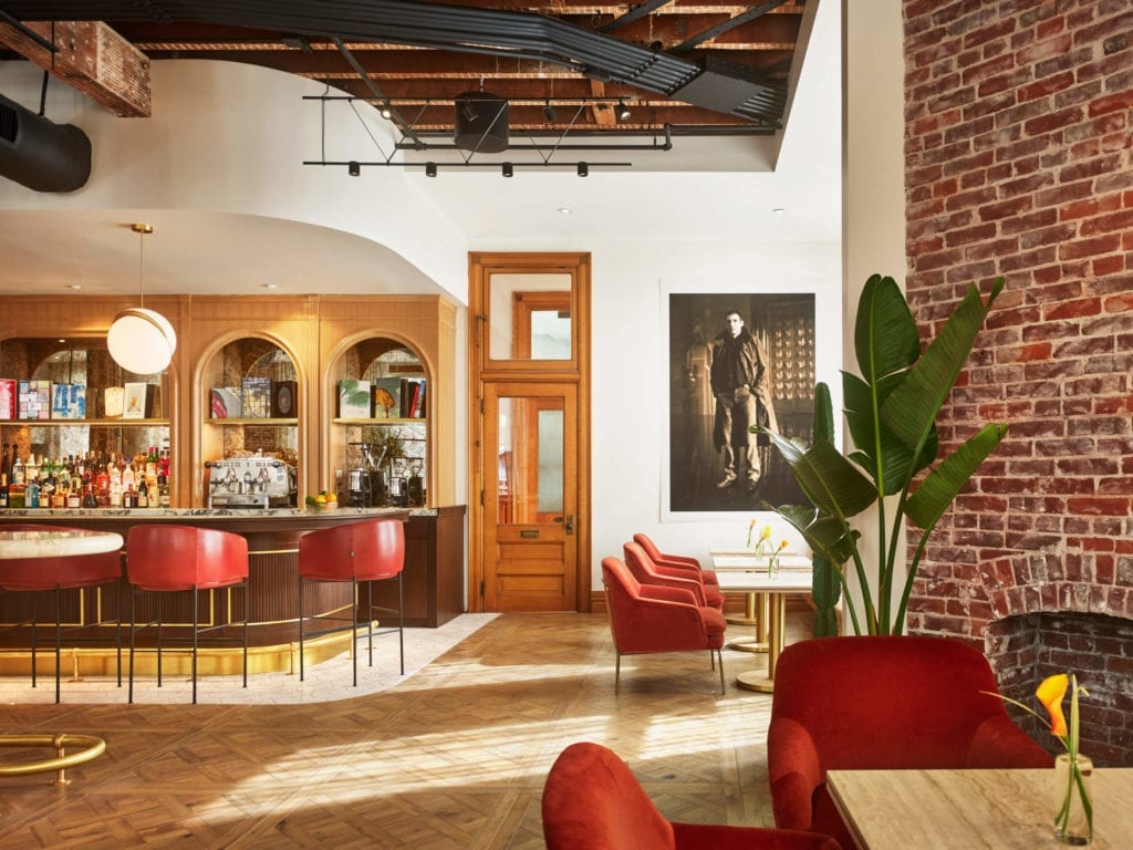 wnętrze-coworkingi-neehouse-w-los-angeles-design-biura-kawiarnia-bar-inspiracje
