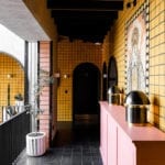 Jaskrawe kolory w realizacji meksykańskiego hotelu