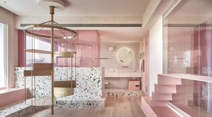 Różowe ściany w roli głównej wystroju dla kotów! różowe-ściany-biel-pokój-złoto-inspiracje-lastryko