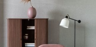 krzesło-zuiver-inspiracje-dobry-design-lampa-egał-kmoda-salon