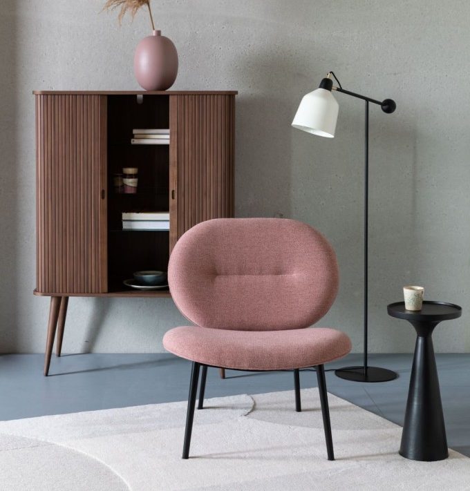 krzesło-zuiver-inspiracje-dobry-design-lampa-egał-kmoda-salon