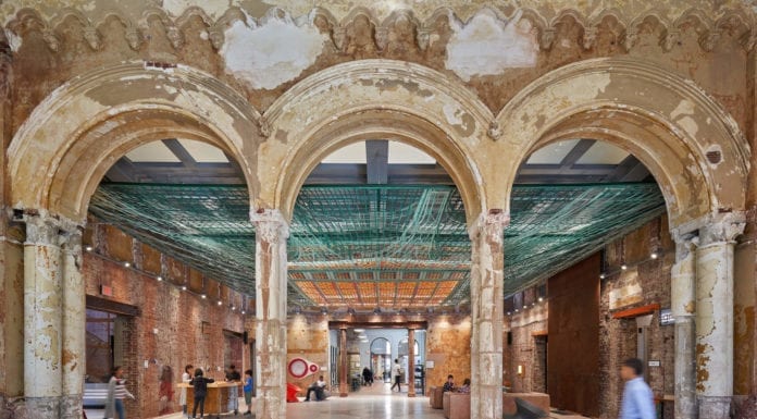 Zabytkowy budynek biblioteki w nowej odsłonie