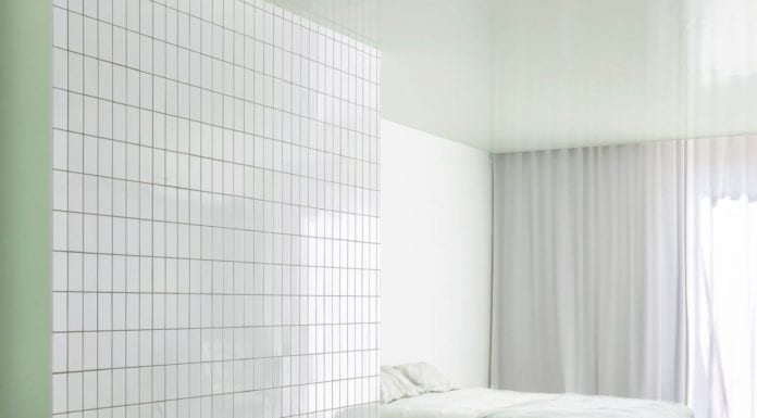 Biało-zielona łazienka, głównym akcentem projektu biało-zielona-łazienka-inspiracje-płytki-wanna