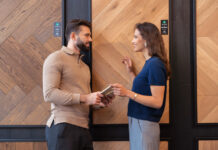 Bartycka w Warszawie – centrum sklepów z panelami podłogowymi i materiałami do wnętrz Bartycka Home Center